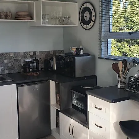 Modern Solar Powered 1 Bed Studio Apartment With Amazing Views Plettenberg Bay Exterior foto