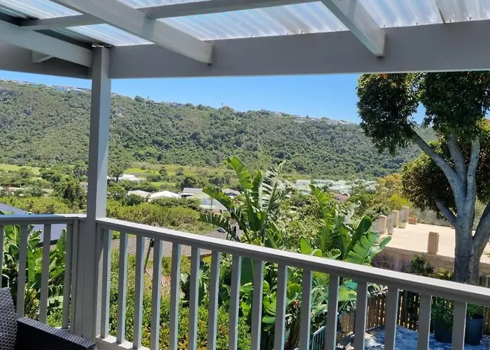 Modern Solar Powered 1 Bed Studio Apartment With Amazing Views