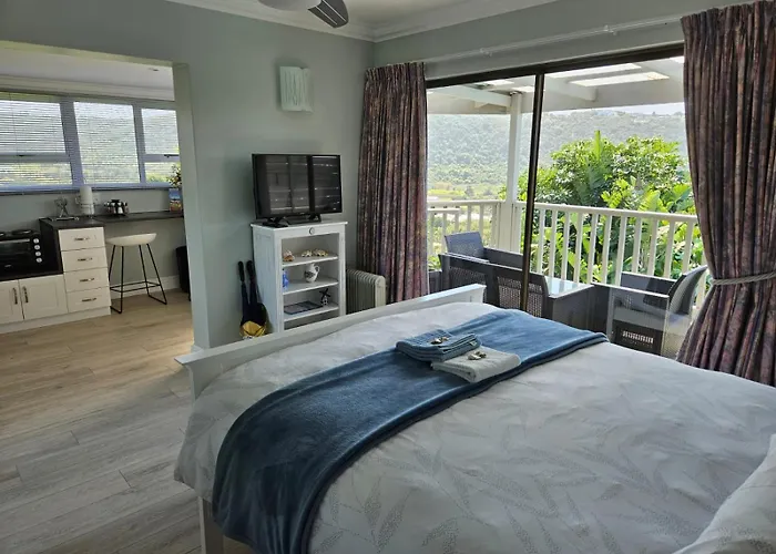 Modern Solar Powered 1 Bed Studio Apartment With Amazing Views