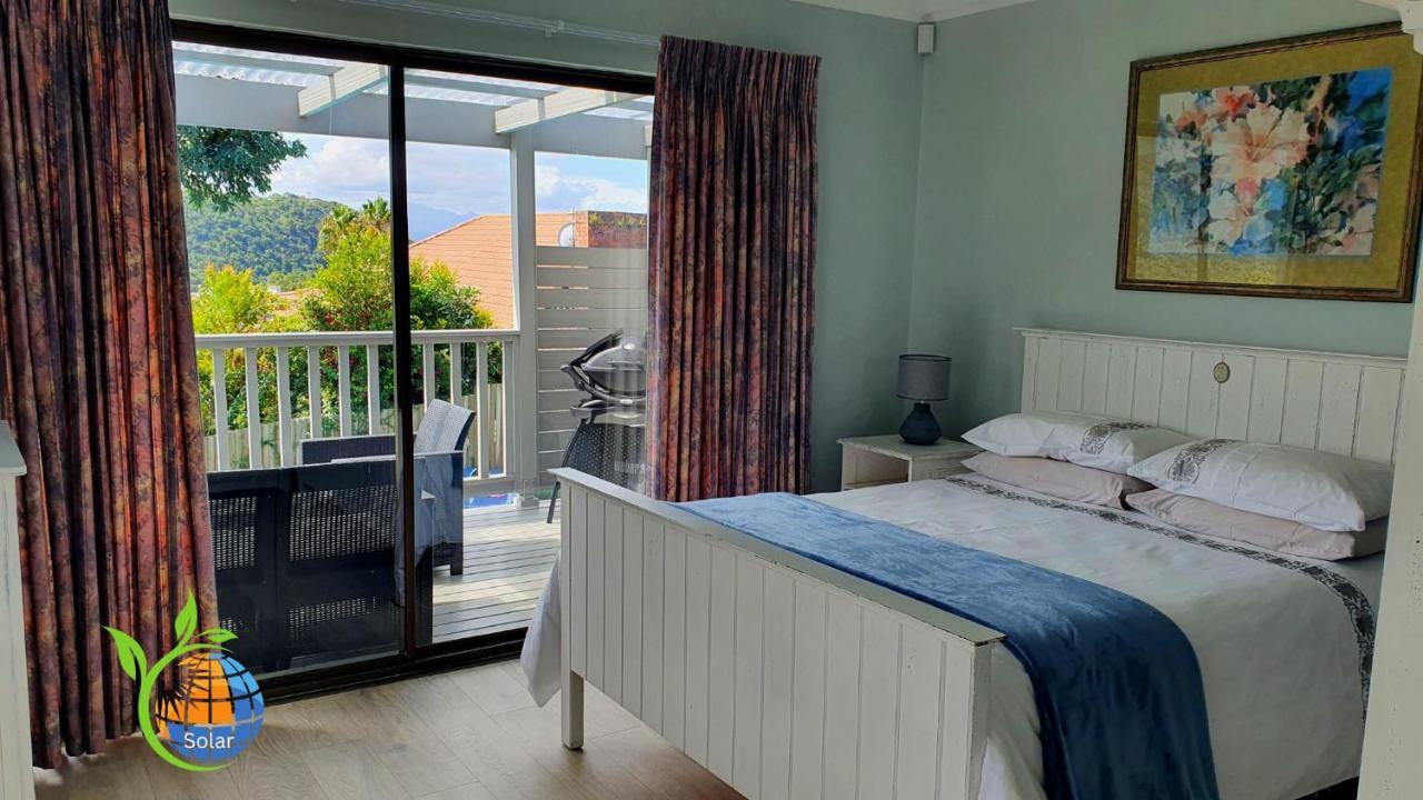 Modern Solar Powered 1 Bed With Amazing Views * Plettenberg Bay
